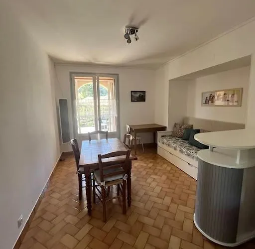 Appartement En Rez De Jardin -Terrasse-2 Chambres-Parking
