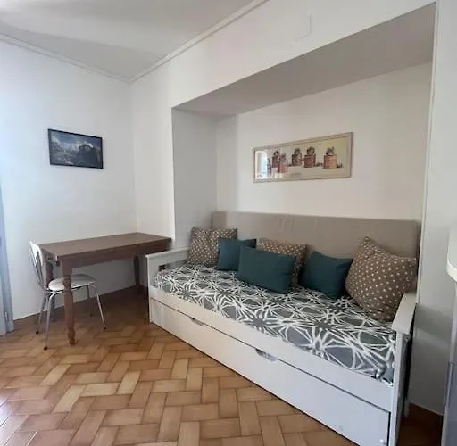 Appartement En Rez De Jardin -Terrasse-2 Chambres-Parking