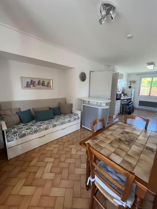 Apartment En Rez De Jardin -terrasse-2 Chambres-parking